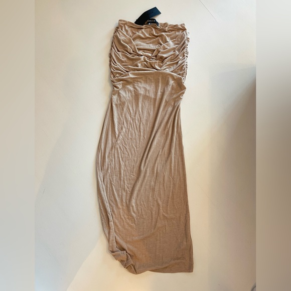 Lioness Taupe low rise ruched hips maxi skirt - Picture 3 of 4